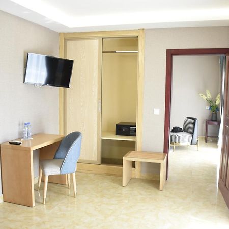 Hotel Royal Palace Douala Eksteriør billede