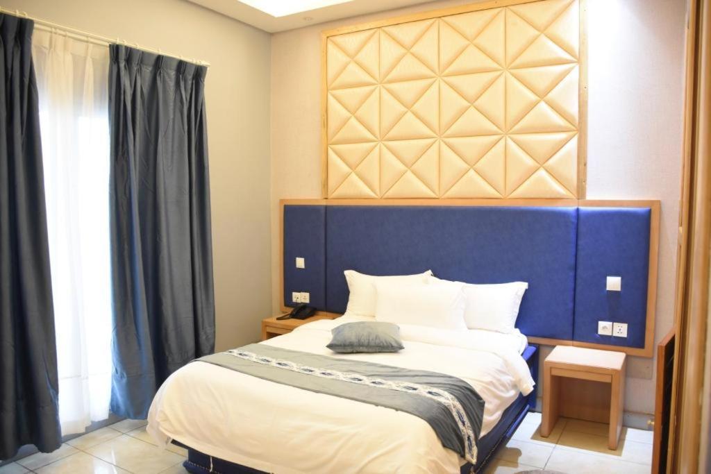 Hotel Royal Palace Douala Eksteriør billede